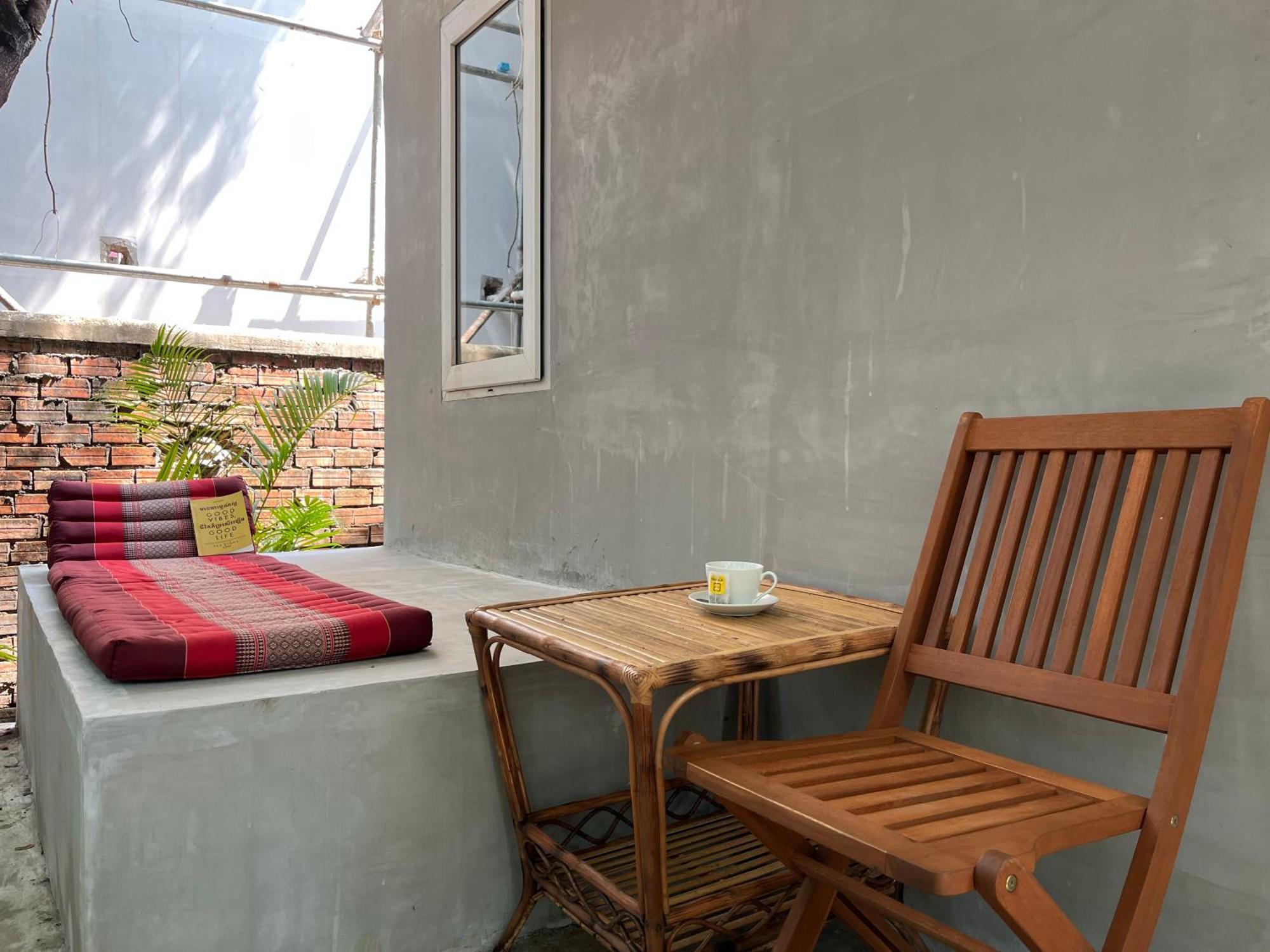 Banyan Tree Hostel Kampot Eksteriør bilde
