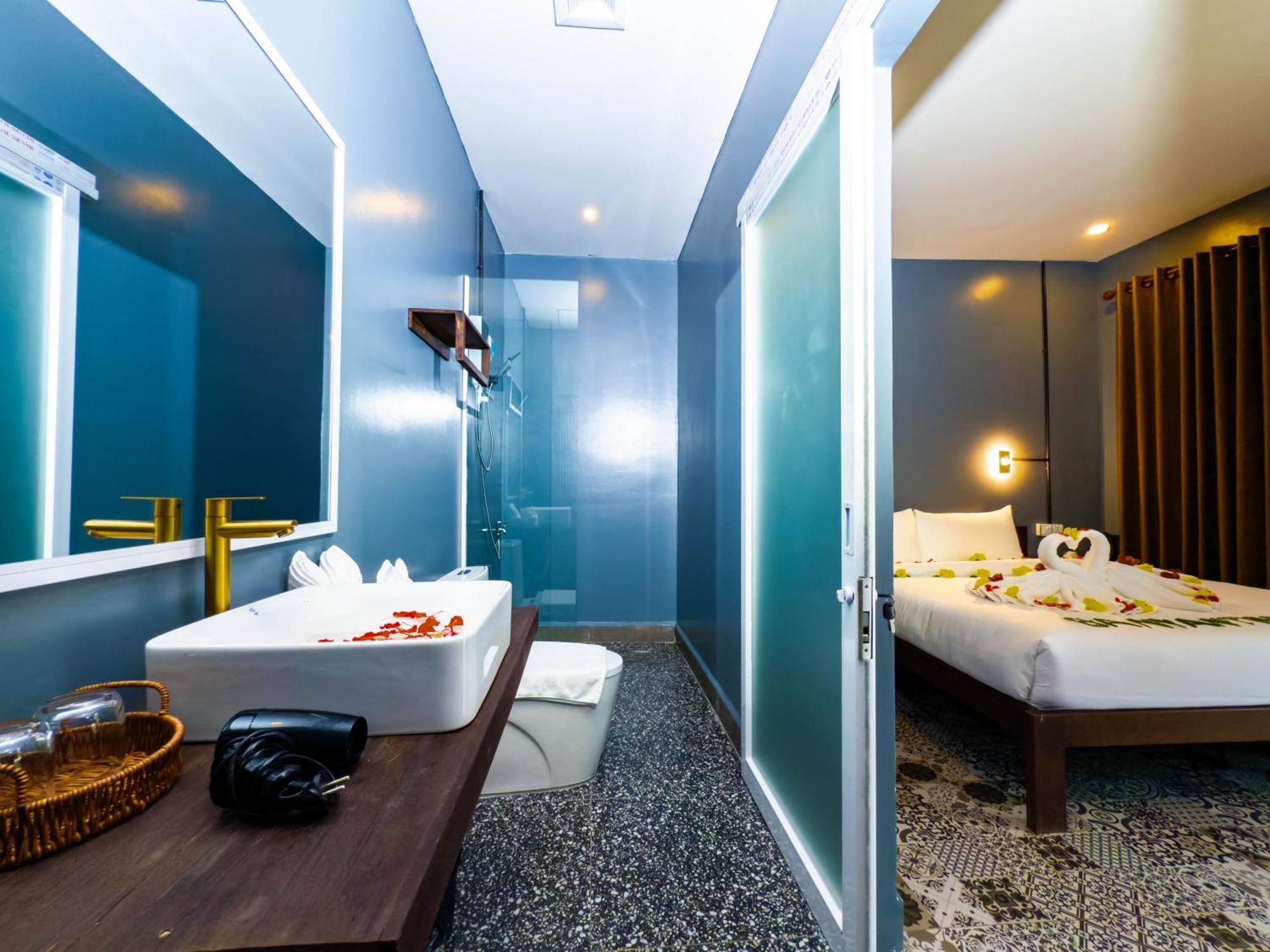 Banyan Tree Hostel Kampot Eksteriør bilde