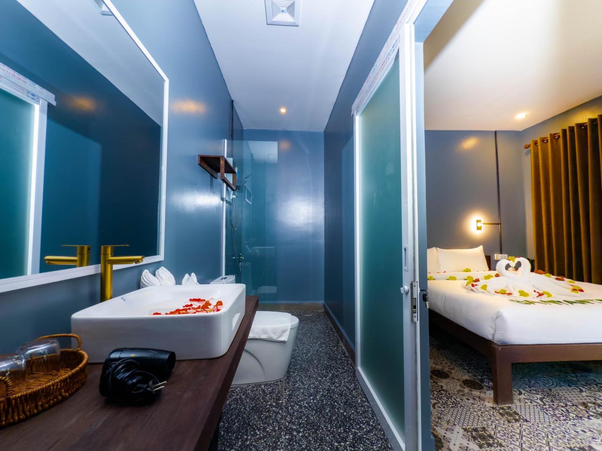 Banyan Tree Hostel Kampot Eksteriør bilde
